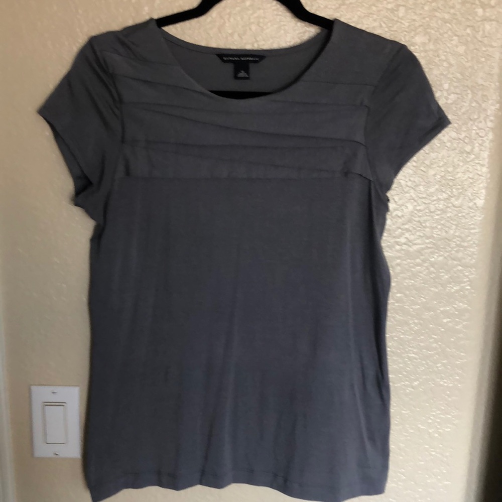Banana Republic Textured Tee - Picture 1 of 6